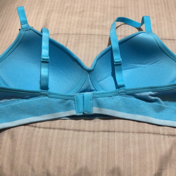 NWT Bra. Size M - Picture 4 of 4